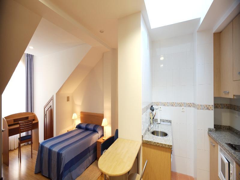 Apartamentos Urban Blue, Blue Hotels 希洪 外观 照片
